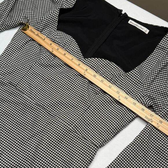 Abercrombie & Fitch Black and White Gingham Plaid Dress - Picture 4 of 8